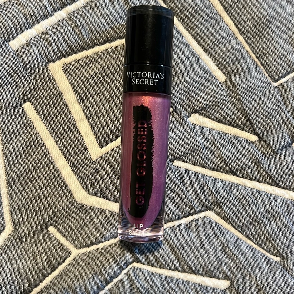Victoria Secret Get Glossed Lip Shine